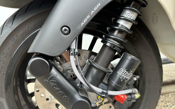 Gebrauchtmotorrad Vespa GTV Sei Giorni 300hpe - Bild 26