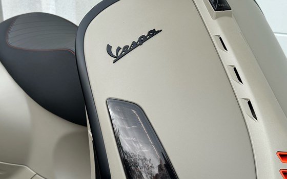 Gebrauchtmotorrad Vespa GTV Sei Giorni 300hpe - Bild 23