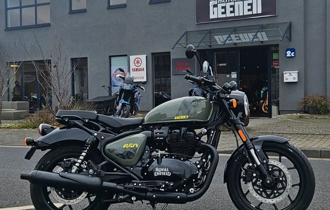 Royal Enfield Shotgun 650