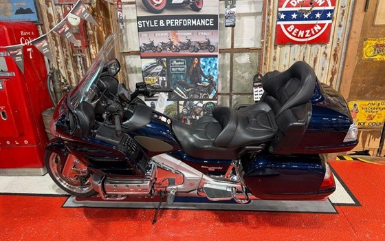 Gebrauchtmotorrad Honda GL 1800 Goldwing - Bild 1