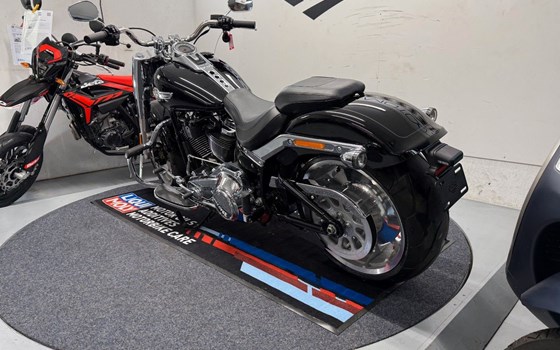 Gebrauchtmotorrad Harley-Davidson Softail Fat Boy 114 FLFBS - Bild 6