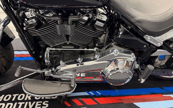 Gebrauchtmotorrad Harley-Davidson Softail Fat Boy 114 FLFBS - Bild 9