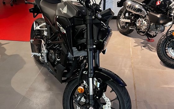 Neufahrzeug Honda CB125R - Bild 2