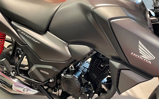 Neufahrzeug Honda CB125F - Bild 4