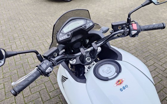 Gebrauchtmotorrad Honda VFR800X Crossrunner - Bild 11