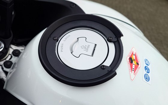 Gebrauchtmotorrad Honda VFR800X Crossrunner - Bild 19