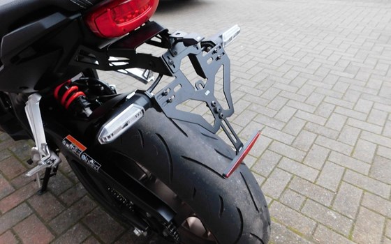 Gebrauchtmotorrad Honda CB650R - Bild 10