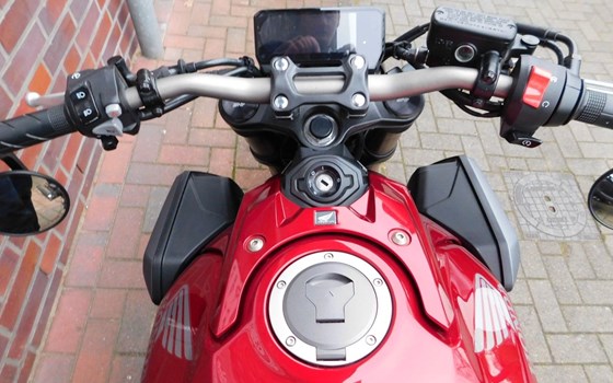 Gebrauchtmotorrad Honda CB650R - Bild 13