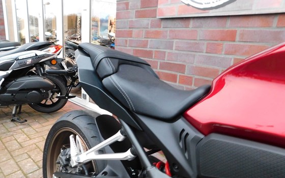 Gebrauchtmotorrad Honda CB650R - Bild 18