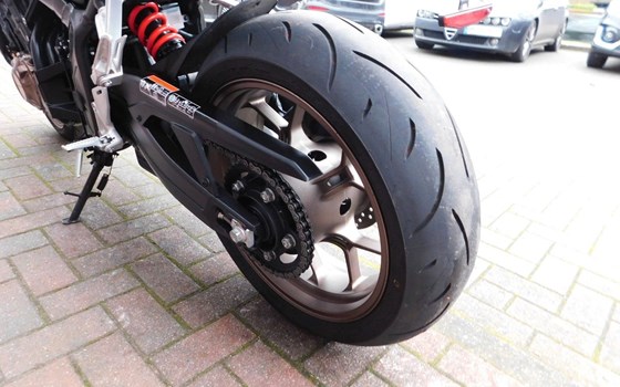 Gebrauchtmotorrad Honda CB650R - Bild 9