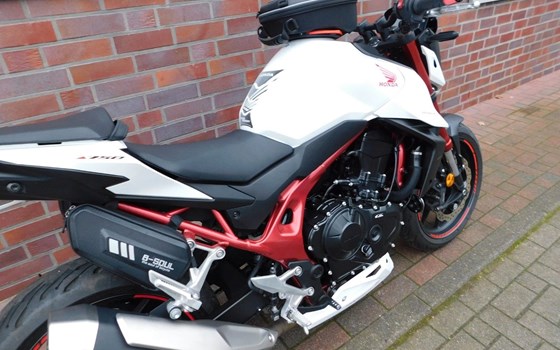 Gebrauchtmotorrad Honda CB750 Hornet - Bild 18