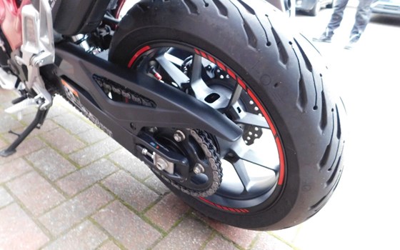 Gebrauchtmotorrad Honda CB750 Hornet - Bild 8