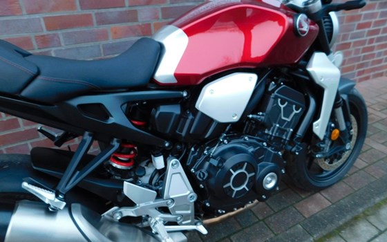 Gebrauchtmotorrad Honda CB 1000 R - Bild 19