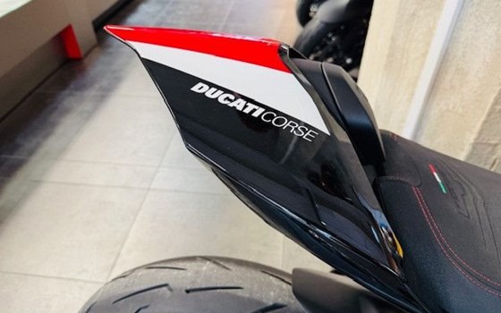 Gebrauchtmotorrad Ducati Panigale V2 Superquadro Final Edition - Bild 6