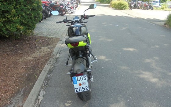 Gebrauchtmotorrad Triumph Trident 660 - Bild 4