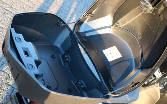 Gebrauchtmotorrad Honda SH300i - Bild 13