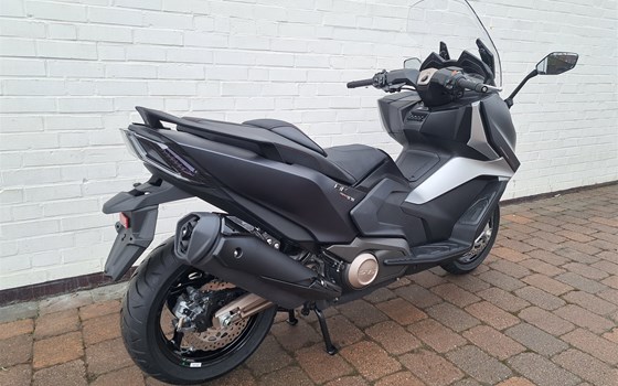 Neufahrzeug Kymco AK 575i ABS Premium - Bild 4