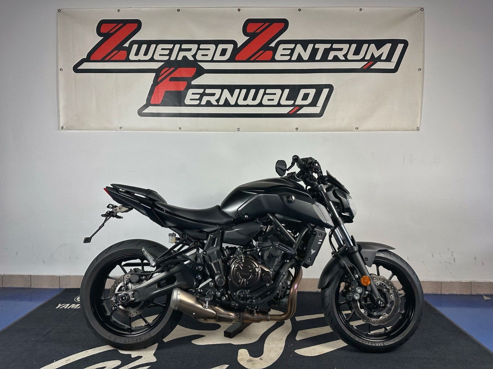 Yamaha MT-07 viel Zubehör