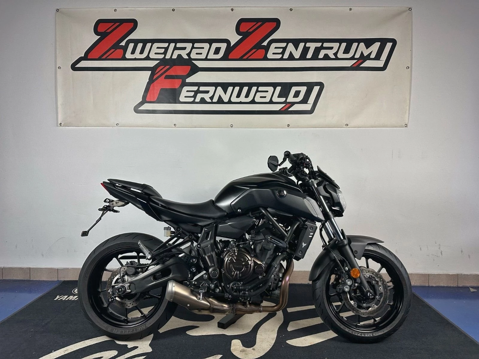 Yamaha MT-07 viel Zubehör