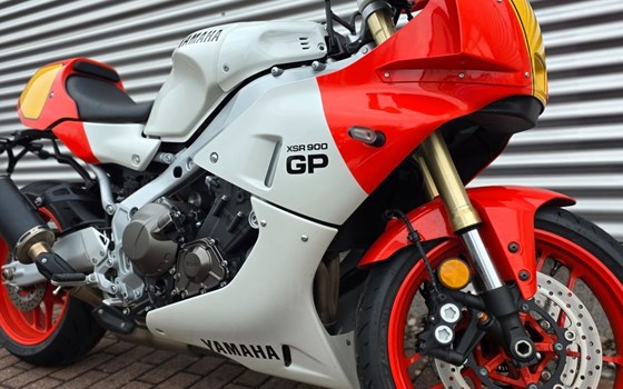 Gebrauchtmotorrad Yamaha XSR900 GP - Bild 13