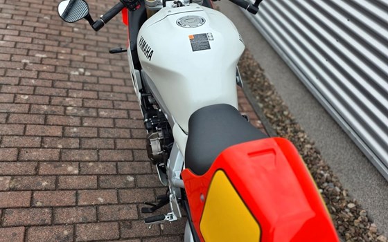 Gebrauchtmotorrad Yamaha XSR900 GP - Bild 4