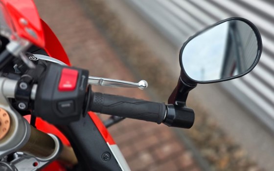 Gebrauchtmotorrad Yamaha XSR900 GP - Bild 8