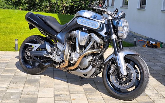 Gebrauchtmotorrad Yamaha MT-01 - Bild 1