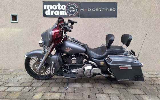 Gebrauchtmotorrad Harley-Davidson Electra Glide Classic FLHTC - Bild 2