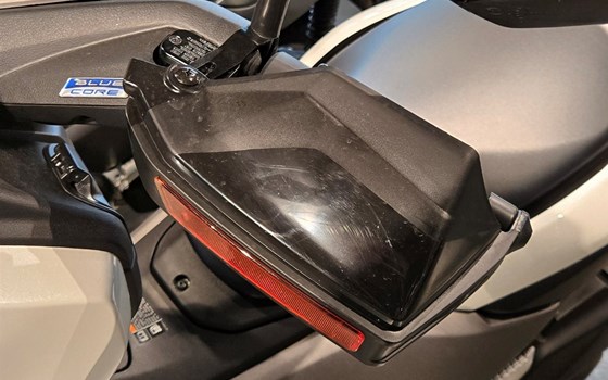 Gebrauchtmotorrad Yamaha NMAX 155 - Bild 5