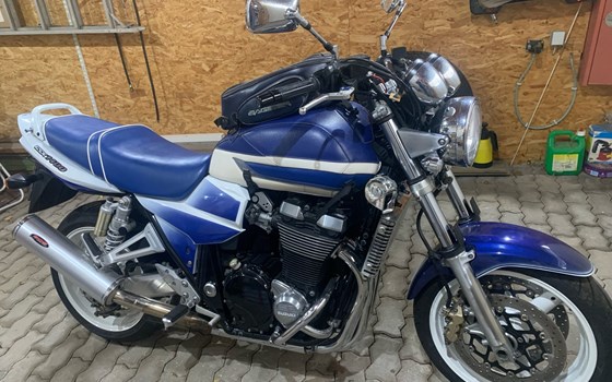 Gebrauchtmotorrad Suzuki GSX 1400 - Bild 1