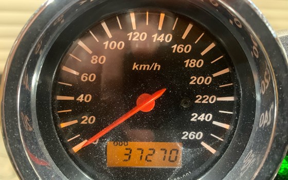 Gebrauchtmotorrad Suzuki GSX 1400 - Bild 6