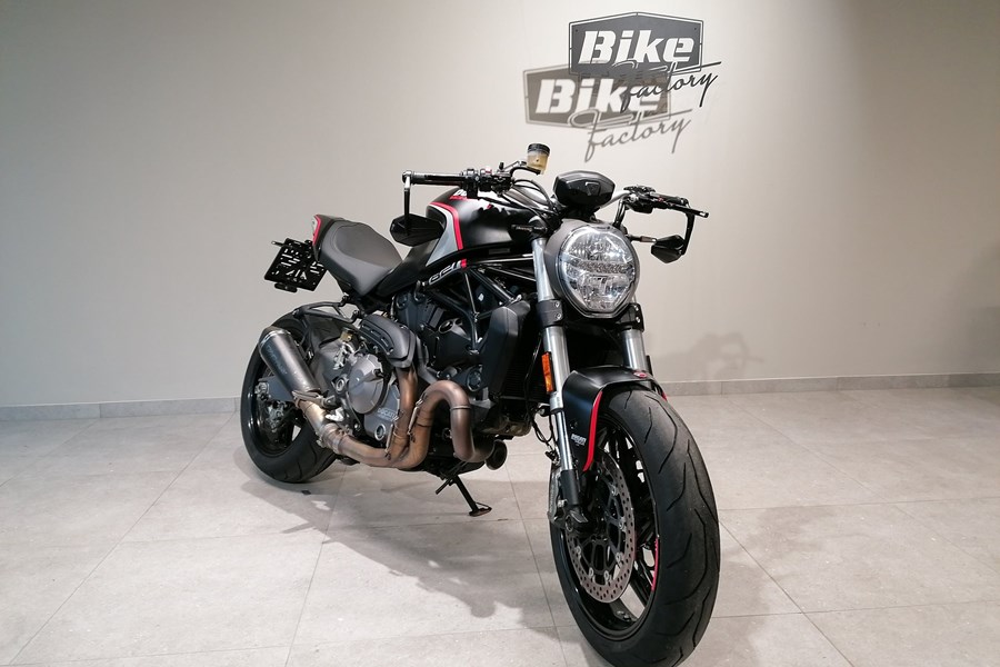 Ducati Monster 821 Stealth