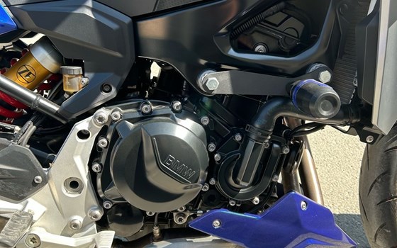Gebrauchtmotorrad BMW F 900 R - Bild 6