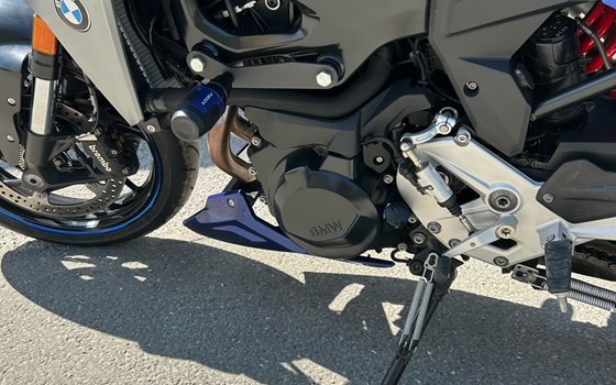 Gebrauchtmotorrad BMW F 900 R - Bild 8