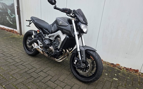 Gebrauchtmotorrad Yamaha MT-09 - Bild 1