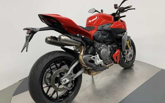 Gebrauchtmotorrad Ducati Streetfighter V2 S - Bild 3