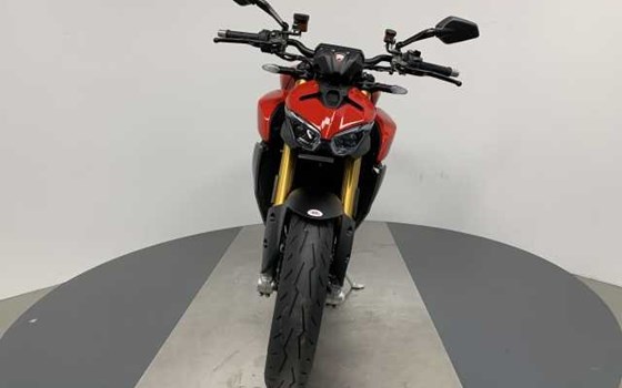 Gebrauchtmotorrad Ducati Streetfighter V2 S - Bild 5