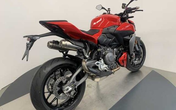Neufahrzeug Ducati Streetfighter V2 - Bild 3