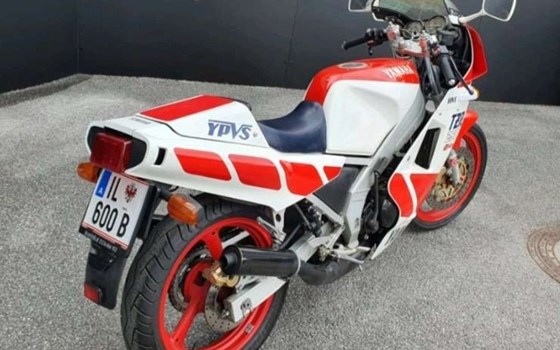 Gebrauchtmotorrad Yamaha TZR 250 - Bild 1