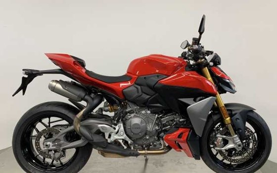 Gebrauchtmotorrad Ducati Streetfighter V2 S - Bild 2