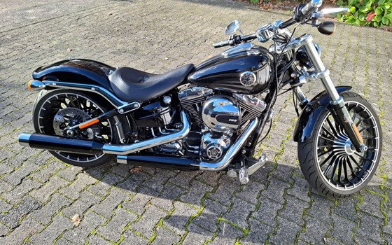 Gebrauchtmotorrad Harley-Davidson CVO Breakout FXSBSE - Bild 1