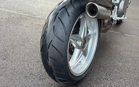 Motorrad Occasion MV Agusta Brutale 910 - Bild 9