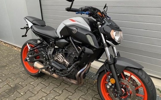 Gebrauchtmotorrad Yamaha MT-07 - Bild 2