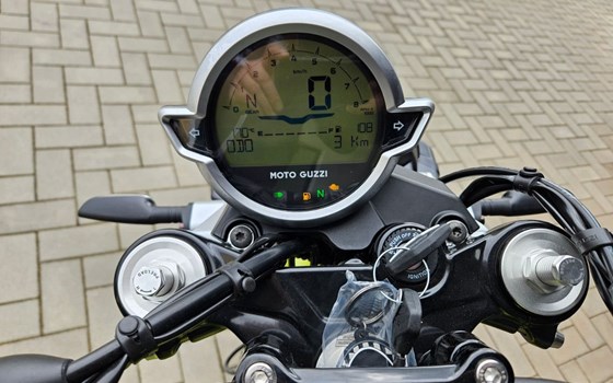 Gebrauchtmotorrad Moto Guzzi V7 Sport - Bild 6