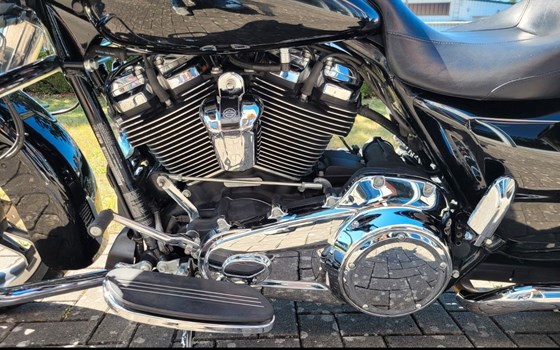 Gebrauchtmotorrad Harley-Davidson Touring Electra Glide Standard FLHT - Bild 10