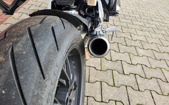 Gebrauchtmotorrad Honda CB 1000 R - Bild 6