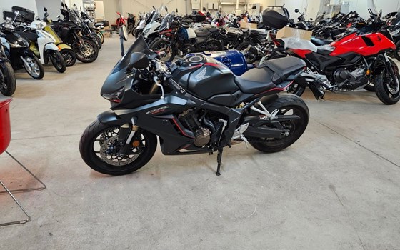 Gebrauchtmotorrad Honda CBR650R - Bild 3