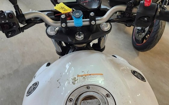 Gebrauchtmotorrad Yamaha XJ6 - Bild 4