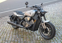 Neumotorrad QJ Motor SRV 600V