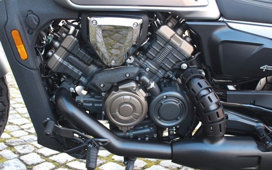 Neufahrzeug QJ Motor SRV 600V - Bild 11